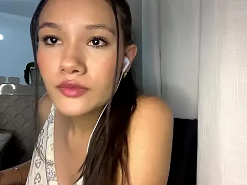 KristelMarietta's Live XXX Chat