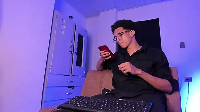 Cj_davis_ 即時 XXX 聊天