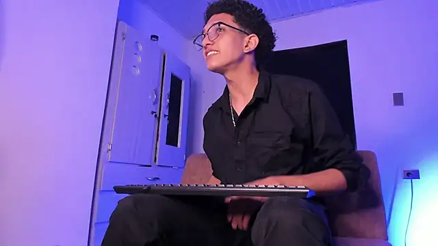 XXX chat uživo modela Cj_davis_