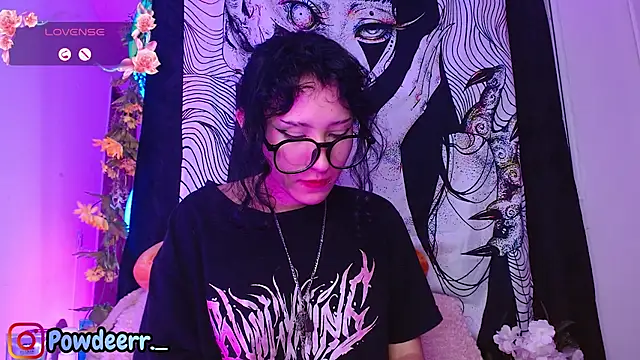 LeePowder লাইভ XXX চ্যাট