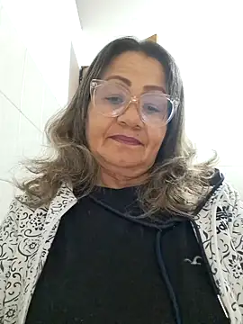 Vickyfox_ 即時 XXX 聊天