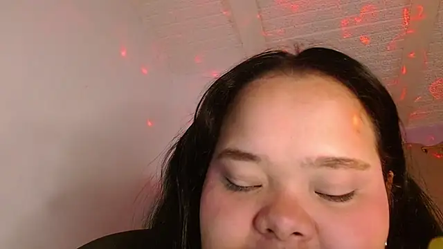 XXX chat uživo modela sexychubby___