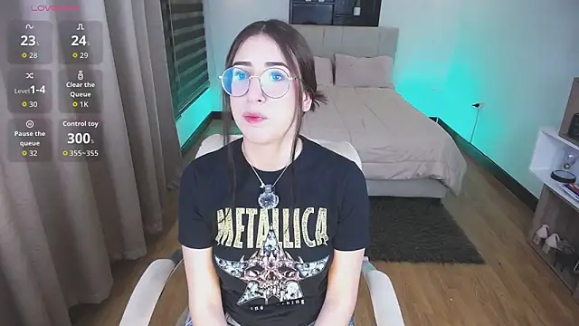 Czat XXX na żywo – KittyCute-