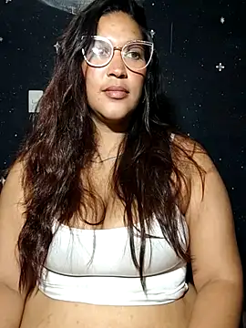 Chat +18 de Ivy_horse_ ao vivo