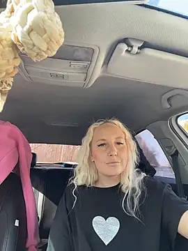 แชท XXX สดของ MerlinDave