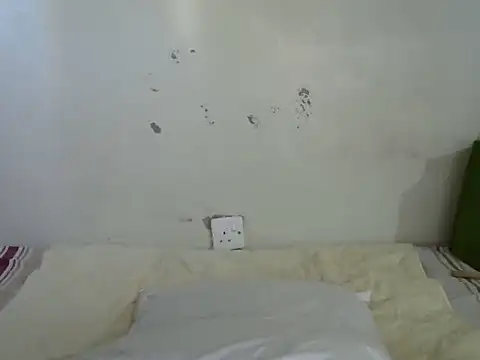 XXX chat uživo modela Rasta_tattooed