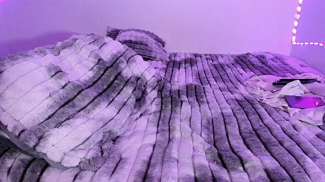 Kody_Royale 网络视讯表演