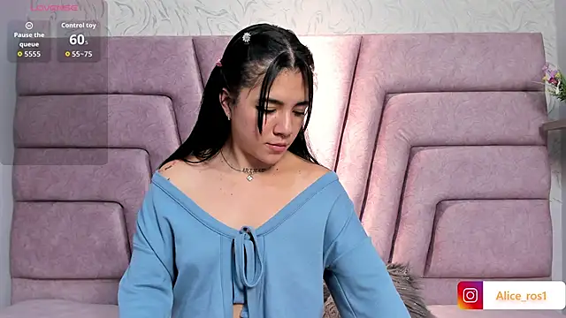 alice_rose5's Live XXX Chat