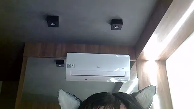 SkinnyKitten's Live XXX Chat