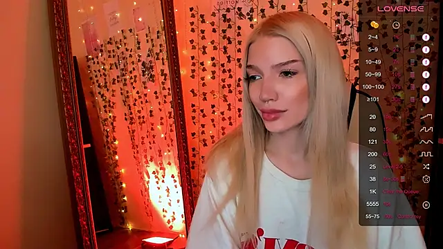 AnyaTaylor_ Adlı Modelin Canlı XXX Sohbeti