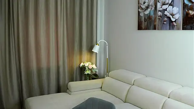 HermaFrain Adlı Modelin Canlı XXX Sohbeti