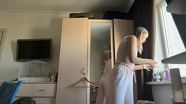 KazukoChristie Webcamshow