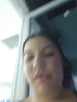 Pretty_Julieta webcam show