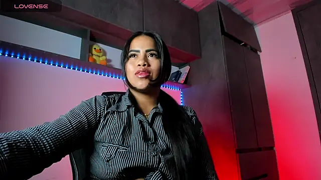 vickylatina_ élő XXX-chatje