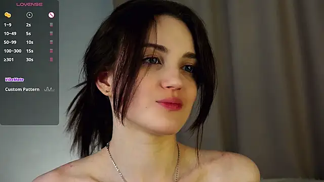 EffieHenri's Live XXX Chat