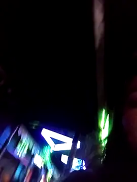 SabrinaVantress' Live XXX Chat