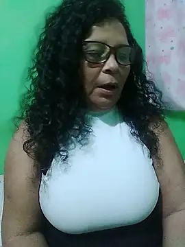 Amarantha25のライブXXXチャット