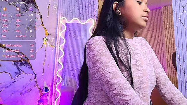 Онлайн чат XXX Maile_Tay