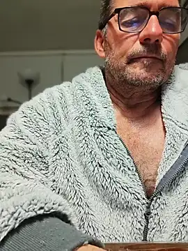 phil_truck_exhib 现场XXX聊天