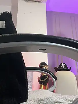 Frank_Farrell 现场XXX聊天