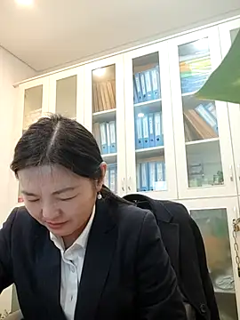 ialnuyoa_h – Live XXX-chat