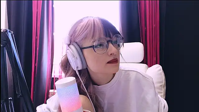 Chat XXX ao vivo de Avi_Nile