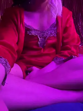 MotherElektra7 Show in webcam