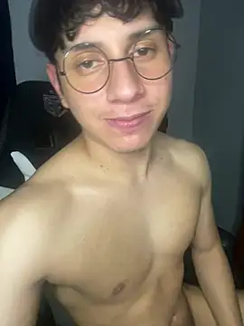 hyungboyn Live XXX chat
