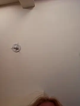 Kisy_Dreis – Naživo XXX chat