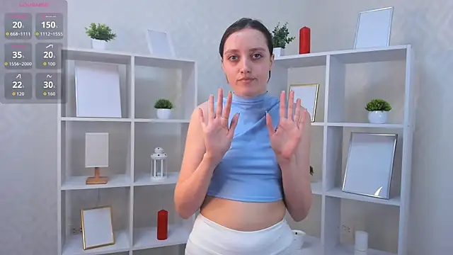 EsterCristoforiのライブXXXチャット