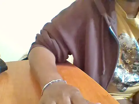 Živý XXX chat melaninebony2