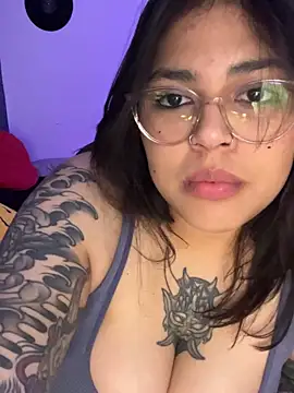 miacanela_xo: απευθείας συνομιλία ΧΧΧ