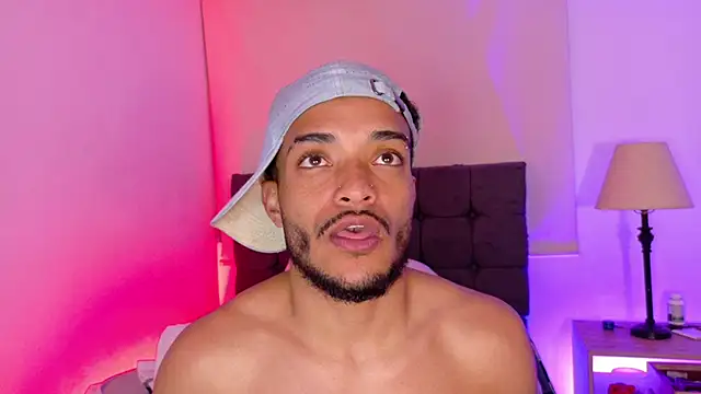 eross_chipre_'s Webcam Show