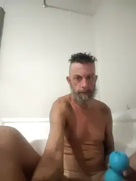 Pokazy przed kamerką – Hootie421