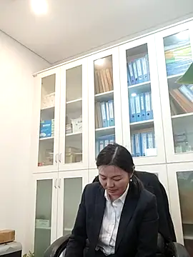 ialnuyoa_h Live XXX-chat