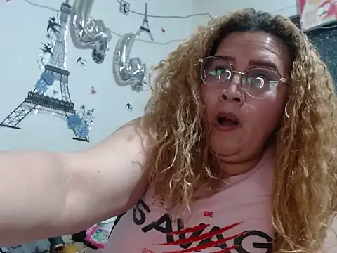 Chat XXX ao vivo de Perla1981--