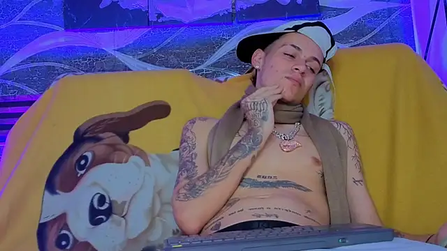 ELL_PBC live XXX chat