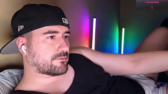 Chat XXX ao vivo de DominantTheo