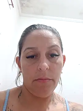 Show de baixinhaloira na webcam