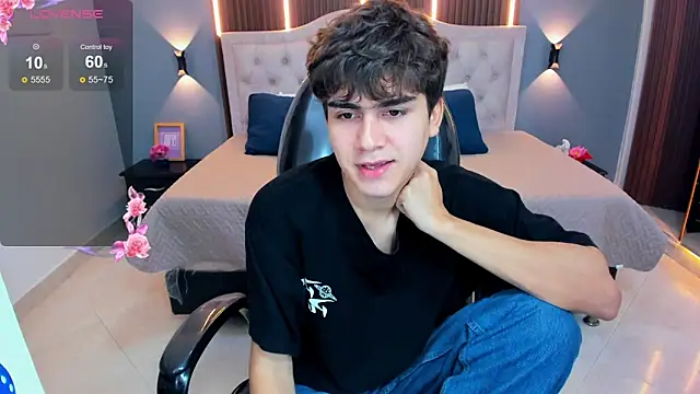 Chatroom XXX en direct de Tommy18__