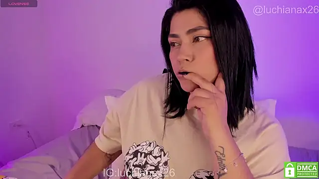 lucy26_ Chat XXX in diretta