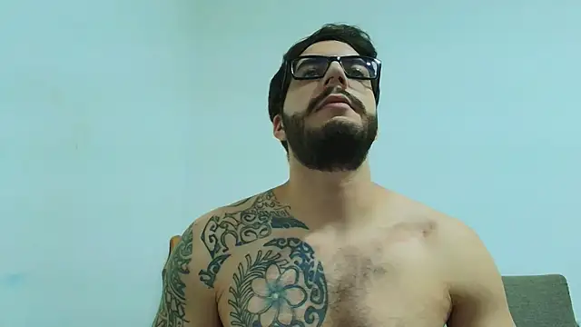 Živý XXX chat thomas_gun