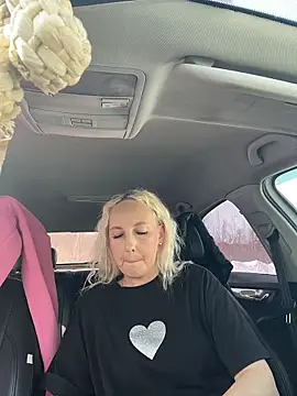 XXX chat uživo modela MerlinDave