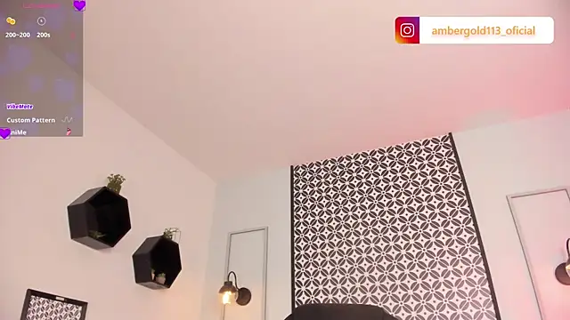 Amber_gold_ élő XXX-chatje