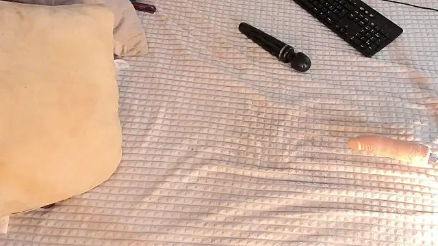 XXX chat uživo modela angeli_sexi