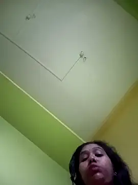 XXX chat uživo modela bannerjeesneha20