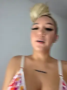 Živý XXX chat alaia_princess