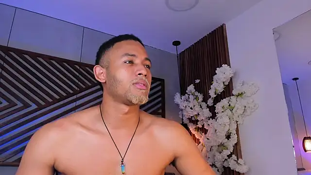 دردشة B_Wild الجنسية المباشرة