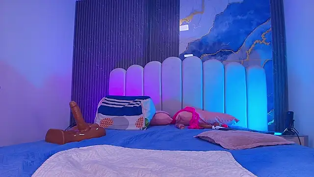 Chat +18 de abbyrouss_ ao vivo