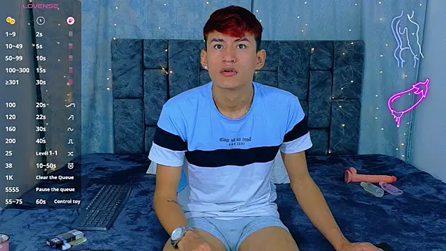 Chat +18 de NicolasTorrez ao vivo